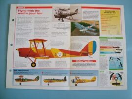 Aircraft of the World FLYING FOR FUN Card 11 De Havilland DH82 TIGER MOTH